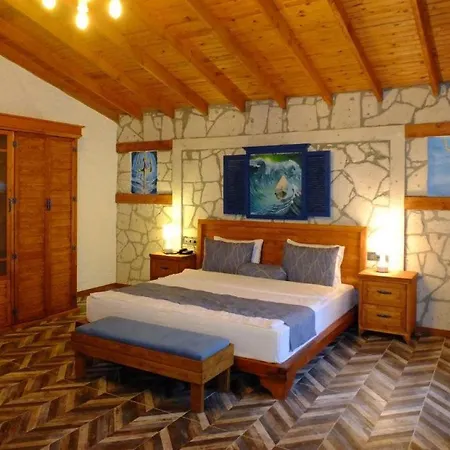 Hotel Risus Garden Marina