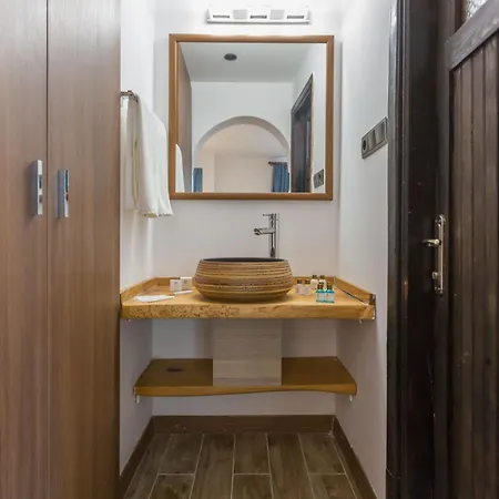 Hotel Risus Garden Marina