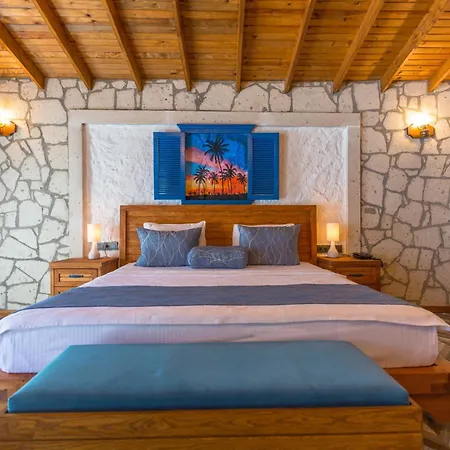 Hotel Risus Garden Marina 3*