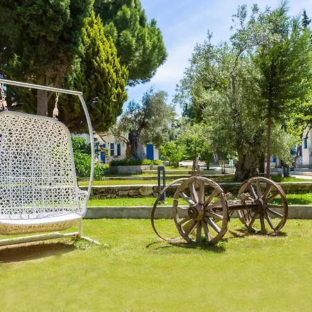 Hotel Risus Garden Marina 3*
