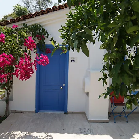 Risus Garden Marina